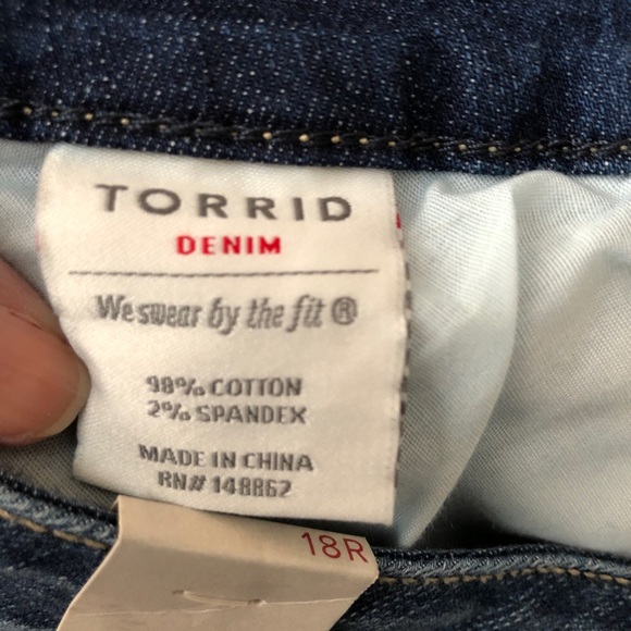 Torrid Jeans Womens 18 R Skinny Skyline Stretch Blue Jeans Comfort Med Dark Wash - Picture 11 of 11